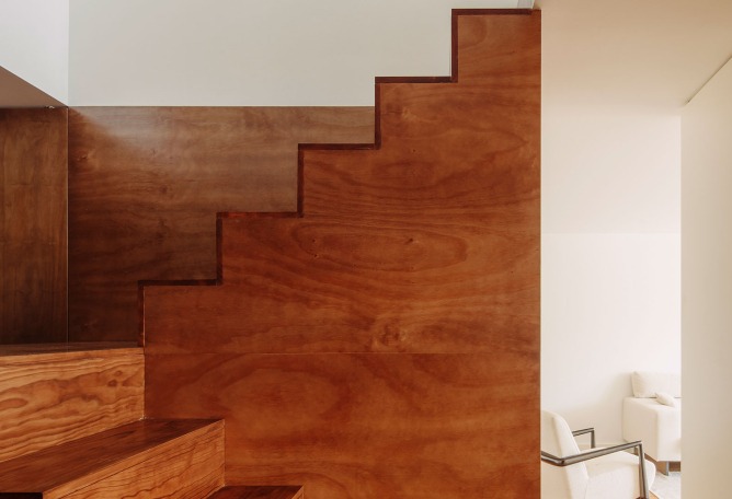 João Soares - penthouse renovation by Atelier José Andrade Rocha. Photograph by Hugo Santos Silva.