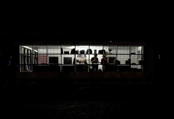 Mobile Bauhaus building by collective Savvy Contemporary. Photograph by Alexander Lech.