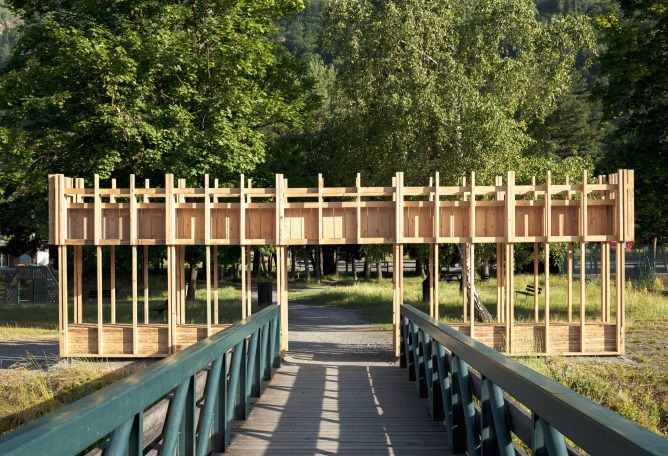 Faille Cachée, entrance to the Parc de Marais by Martin Gaufryau + Quentin Barthe + Tom Patenotte. Photograph by Clément Molinier.