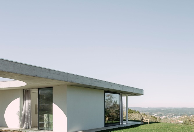 Casa Chouso por Bruno Dias Arquitectura. Fotografía por Hugo Santos Silva