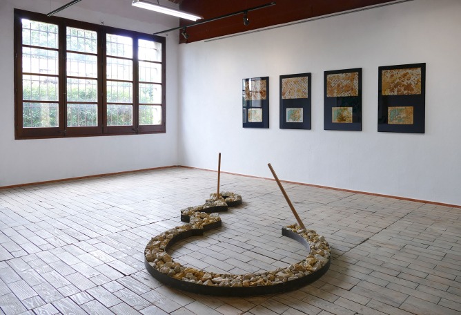 Joint exhibition of Bombon Projects, NoguerasBlanchard and Joan Prats Gallery in Fonteta. Image courtesy of Bombon Projects, NoguerasBlanchard and Galería Joan Prat