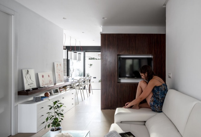 Interior. The little house by the sea by Joaquín Juberías & Fernando García. Photography © Germán Cabo.
