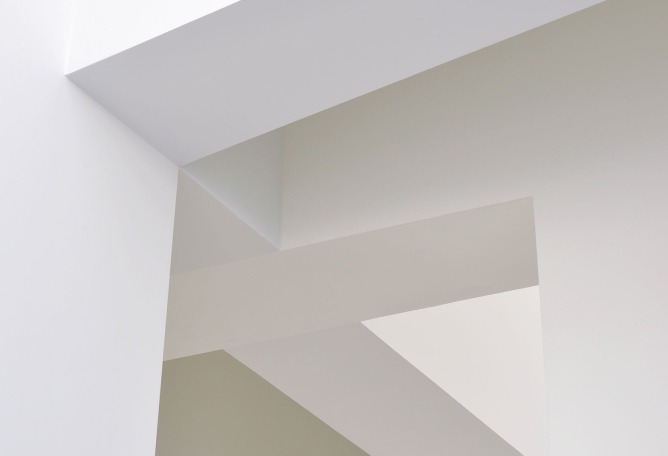 "Corrección" Spanish Pavilion by Ignasi Aballí. Photograph by Claudio Franzini