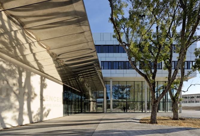Instituto de Neurociencia por Dietmar Feichtinger Architectes