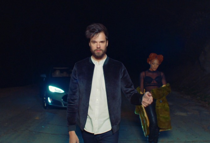 Cool Your Heart feat. D∆WN, by Dirty Projectors