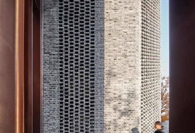 JinLin Royal Park by Do Design Group. Photograph by Zeng jianghe