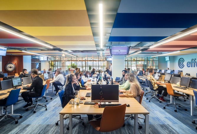Effective Communication Offices by El Equipo Creativo. Photograph by Adrià Goula