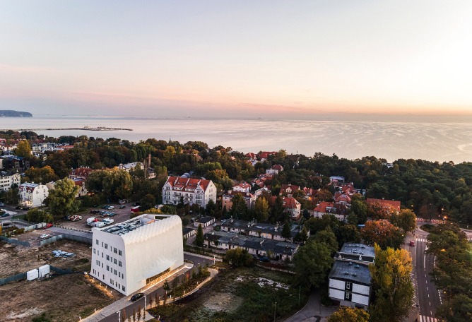 Wave One by FAAB Architektura. Photograph by Maciej Lulko.