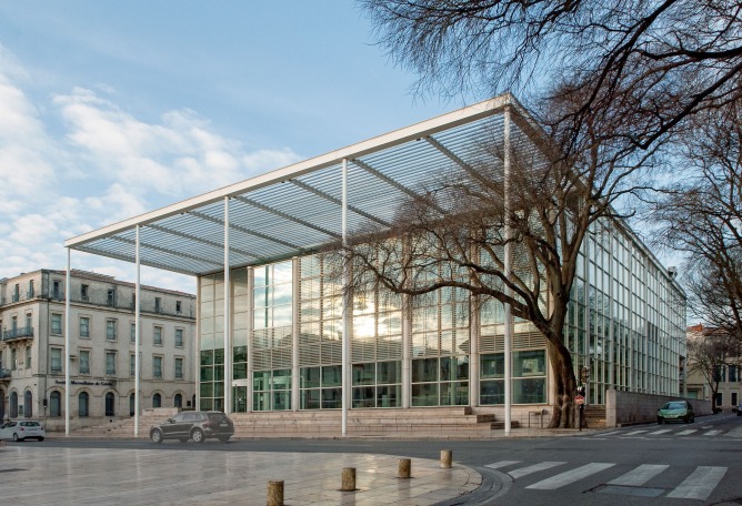 Carré d’Art–Musée d’art contemporain by Foster + Partners. Photograph by David Huguenin.