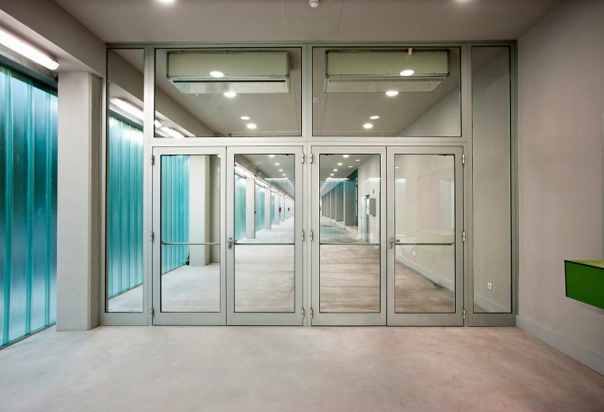 Inside view of Sport Cter. by HIKA arkitektura. Photograph © Agustín Sagasti. Image courtesy of HIKA arkitektura