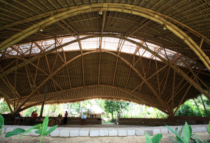 Interior view. Photograph © Courtesy of IBUKU