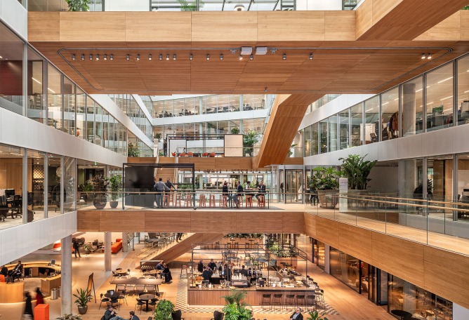 ING’s new office, by Benthem Crouwel Architects and HofmanDujardin. Photography by Matthijs van Roon / ©HofmanDujardin