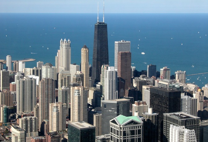 Vista aérea. John Hancock Center por Skidmore, Owings & Merrill. Fotografía cortesía Creative Commons.