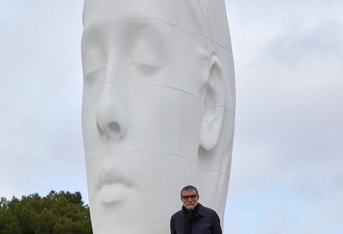 Julia, de Jaume Plensa, Madrid, 2018. Fotografía por Joaquín Cortés. Imagen cortesía de Fundación María Cristina Masaveu, 2018.