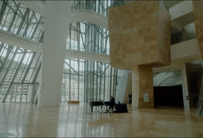 MONUMENTAL: Ep. 2 - Museo Guggenheim Bilbao por Koki Nakano.