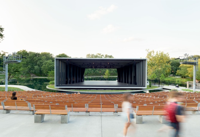 El Théâtre de Verdure del parque La Fontaine por Lemay. Fotografía por Adrien Williams.