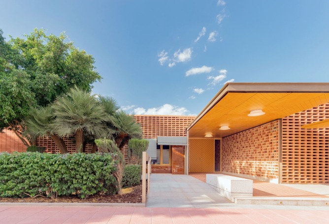 Centro Cívico Roldán por López+Aroca Arquitectura. Fotografía por Pedro Noguera