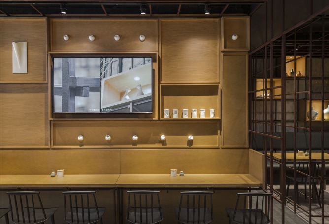 Vista interior. Noodle Diner Sanlitun SOHO por Lukstudio. Fotografía © Dirk Weiblen