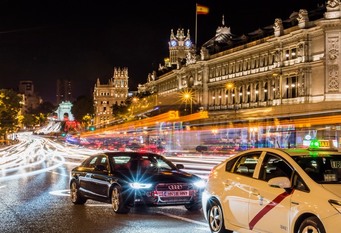 PREMIO NOCHES DE MADRID BY SAMSUNG GALAXY S6 - MEJOR FOTOGRAFÍA NOCTURNA. Andrés Jesús Delgado Martín. 'Madrid 24h', exposición de fotografía en CentroCentro Cibeles. Cortesía de PHotoEspaña2015. 