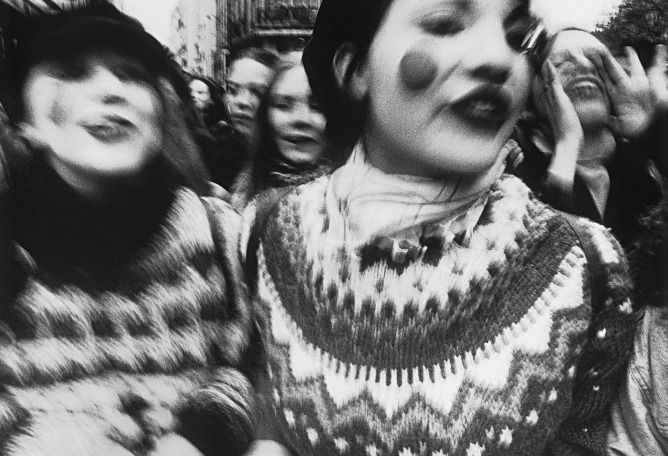 Highschool demonstration, Paris 1995.