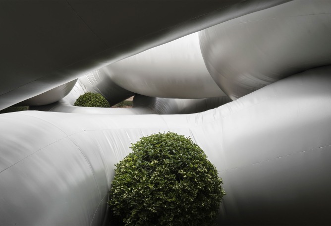 CUERPO GRIS de Martillo Neumático. Fotografía de Antonio Bouzas