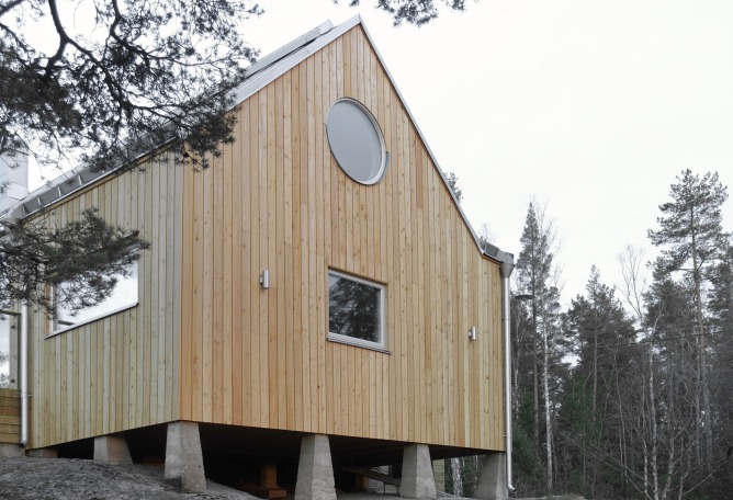 Holiday home by Metropolis Arkitekter. Photograph by Jacob Bellander.