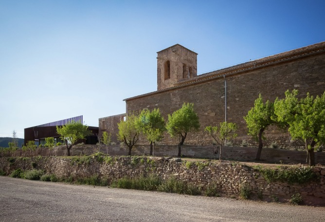Rectoría de Godmar por Puig · Mir. Fotografía por Carles Puig.