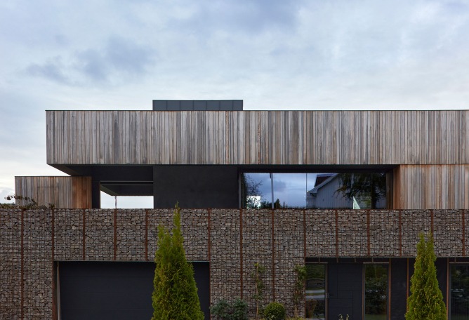 Villa Nes Terrasse by R21 Arkitekter. Photograph by Mariela Apollonio.