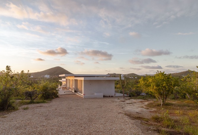 Casa Nivana por RED arquitectos. Fotografía por Miguel Ángel Vázquez Calanchini