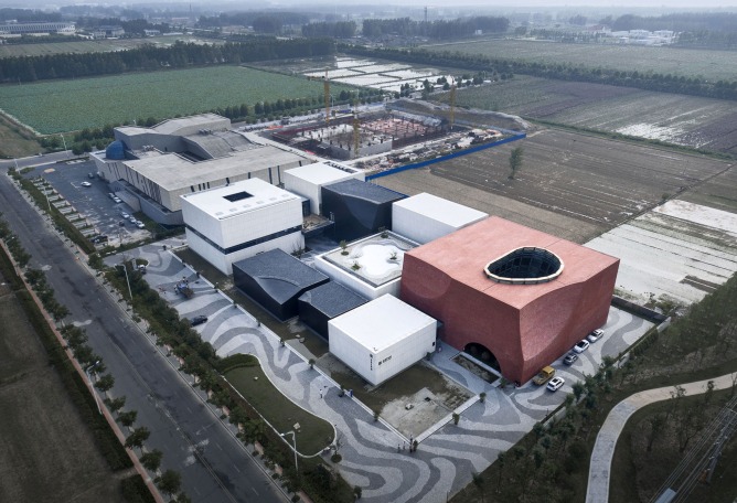Bird view. Shuyang Art Gallery by Danshen Dong. Photograph by Qiang Zhao