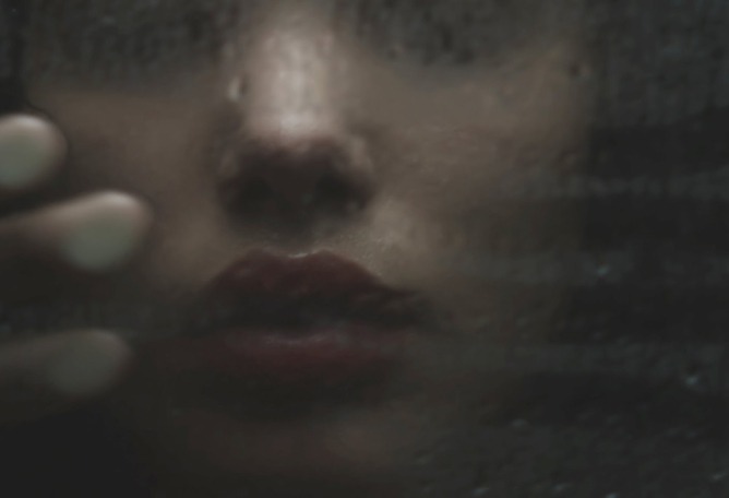 Son Lux - Alternate World.
