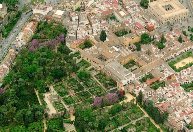 Intervención en los sótanos del Palacio Mudéjar del Real Alcázar de Sevilla por Reina & Asociados. Fotografía por Fernando Alda