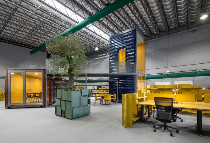 "Spectris Innovation Centre" por "Studium". Fotografía por Ivo Tavares Studio