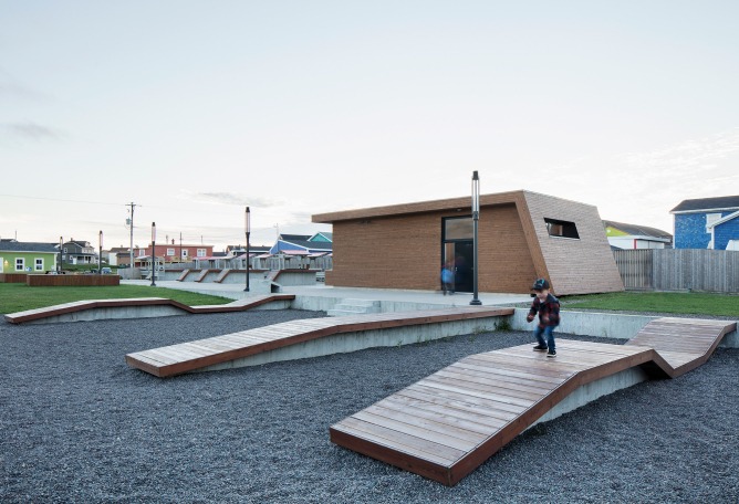The Place des Gens de Mer by Bourgeois / Lechasseur Architects. Photograph © Adrien Williams