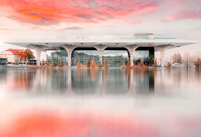 La estación Metropolitana de Lublin por Tremend Architecture Studio. Fotografía por Alek Malachowski.