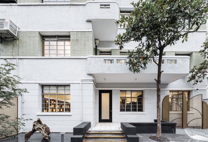 Hypocam House by Wutopia Lab. Photograph by CreatAR Images