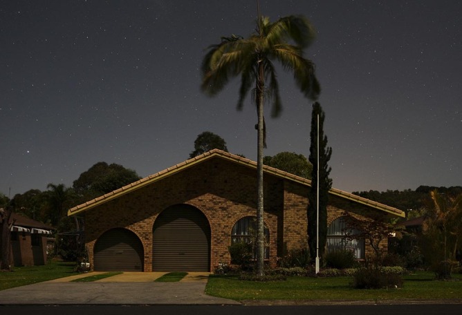 Ocean Shore, "Australian dream" Photograh © Carlos Givaja. Courtesy of  MONDO GALERÍA.