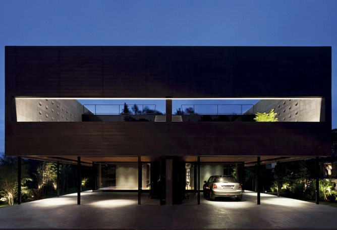 2010-2011.Twin Houses Kastanienbaum, Lucerne. Switzerland. By Thomas Lussi.