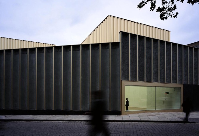 Nottingham Contemporary por Caruso St John Architects. Fotografía © Helene Binet. 