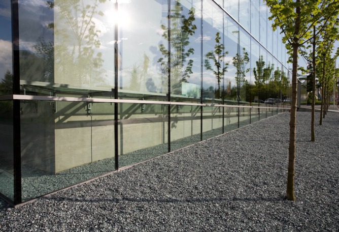 Centro de Conocimientos Glastroesch por Becker Architekten. Fotografía © Nikolaus Grünwald.