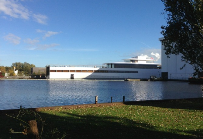 Vista exterior de 'Venus'. Por Philippe Starck y Steve Jobs.