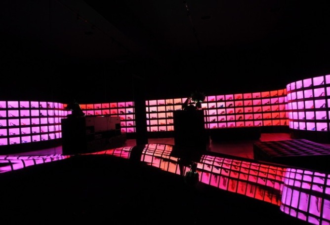 United Nude and Rem D. Koolhaas 