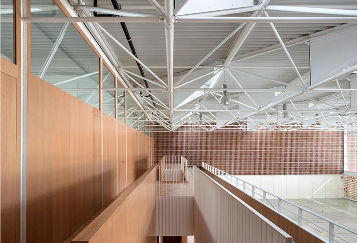 Escola Gavina por Arturo Sanz & Carmel Gradolí | METALOCUS
