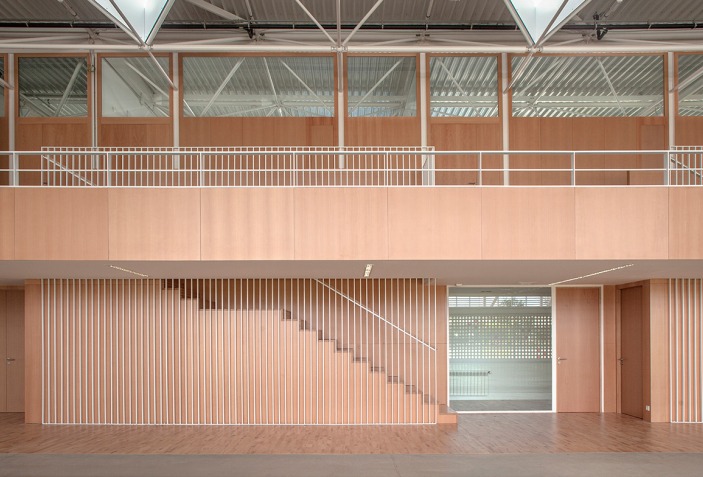 Escola Gavina por Arturo Sanz & Carmel Gradolí | METALOCUS